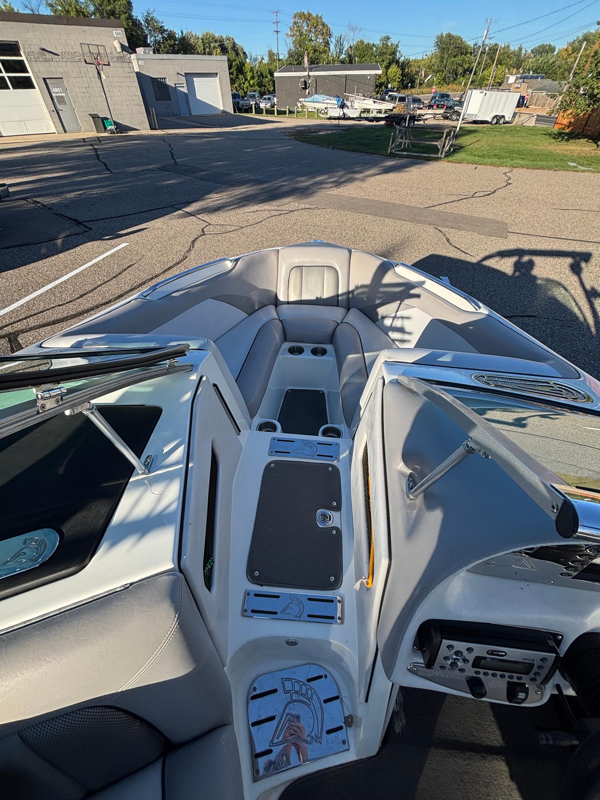 2010 Centurion Avalanche open bow